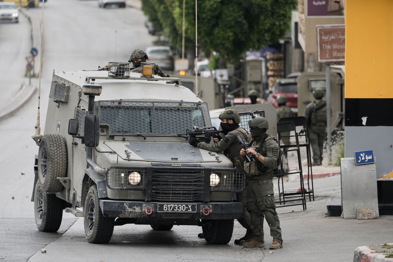TRT World - Israeli troops kill 7-month-old Palestinian baby, wound parents in occupied West Bank