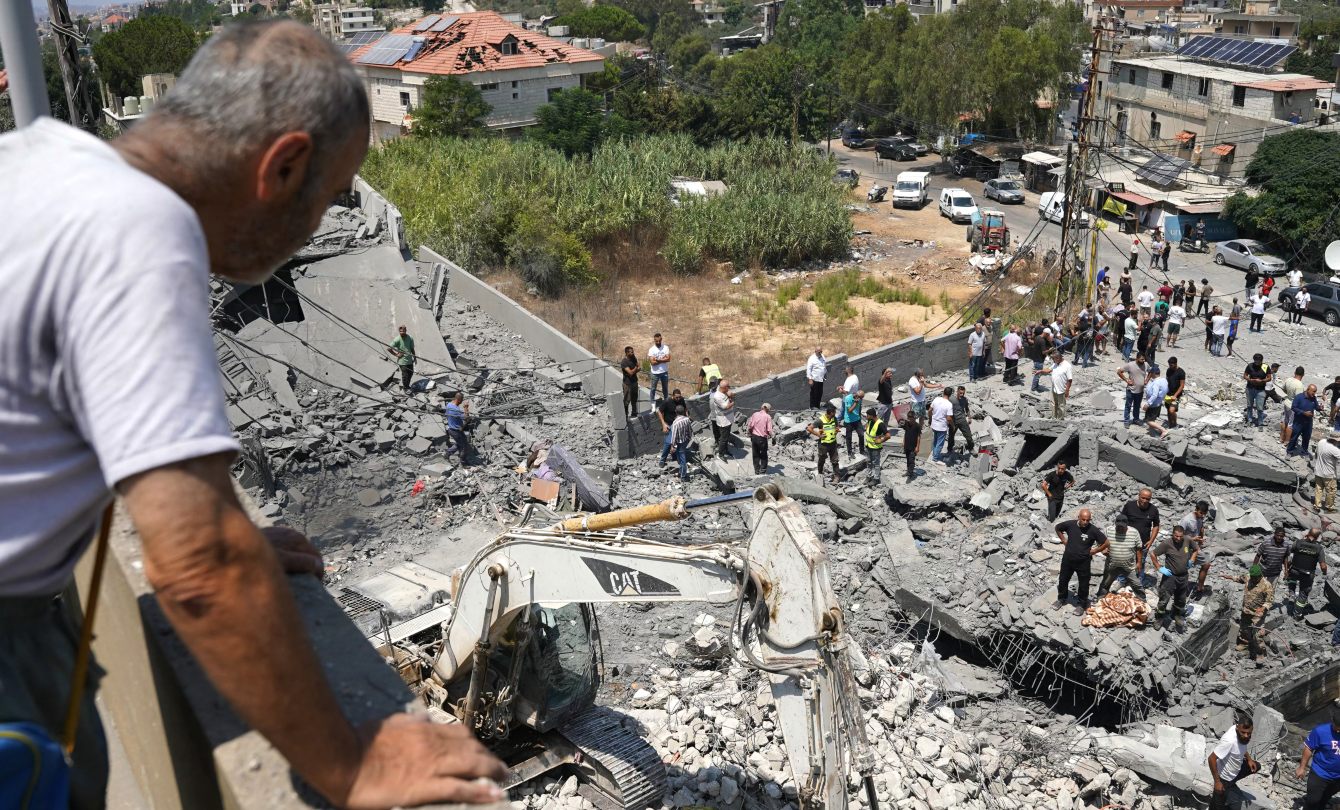 Deadly Israeli strikes kill nine in southern Lebanon as tensions escalate
