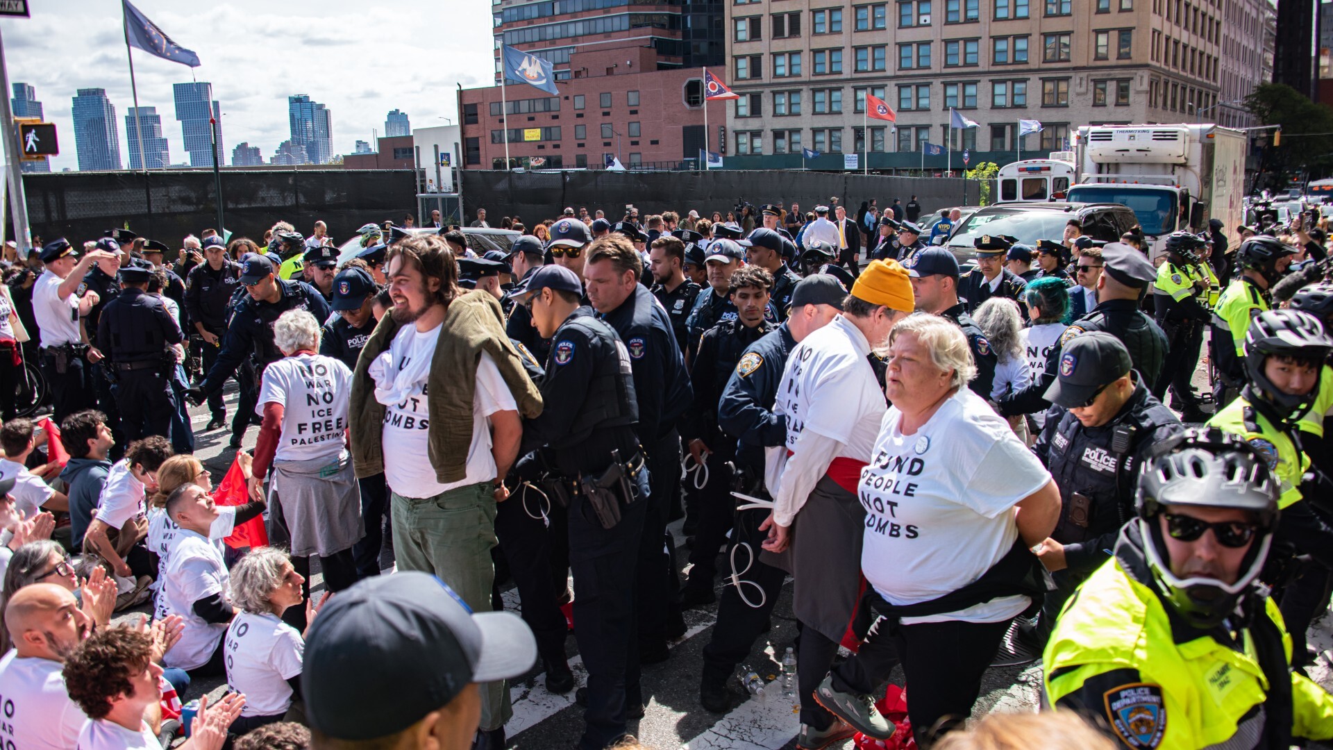 No, Netanyahu wasn't arrested during his UN visit, but those protesting against him were