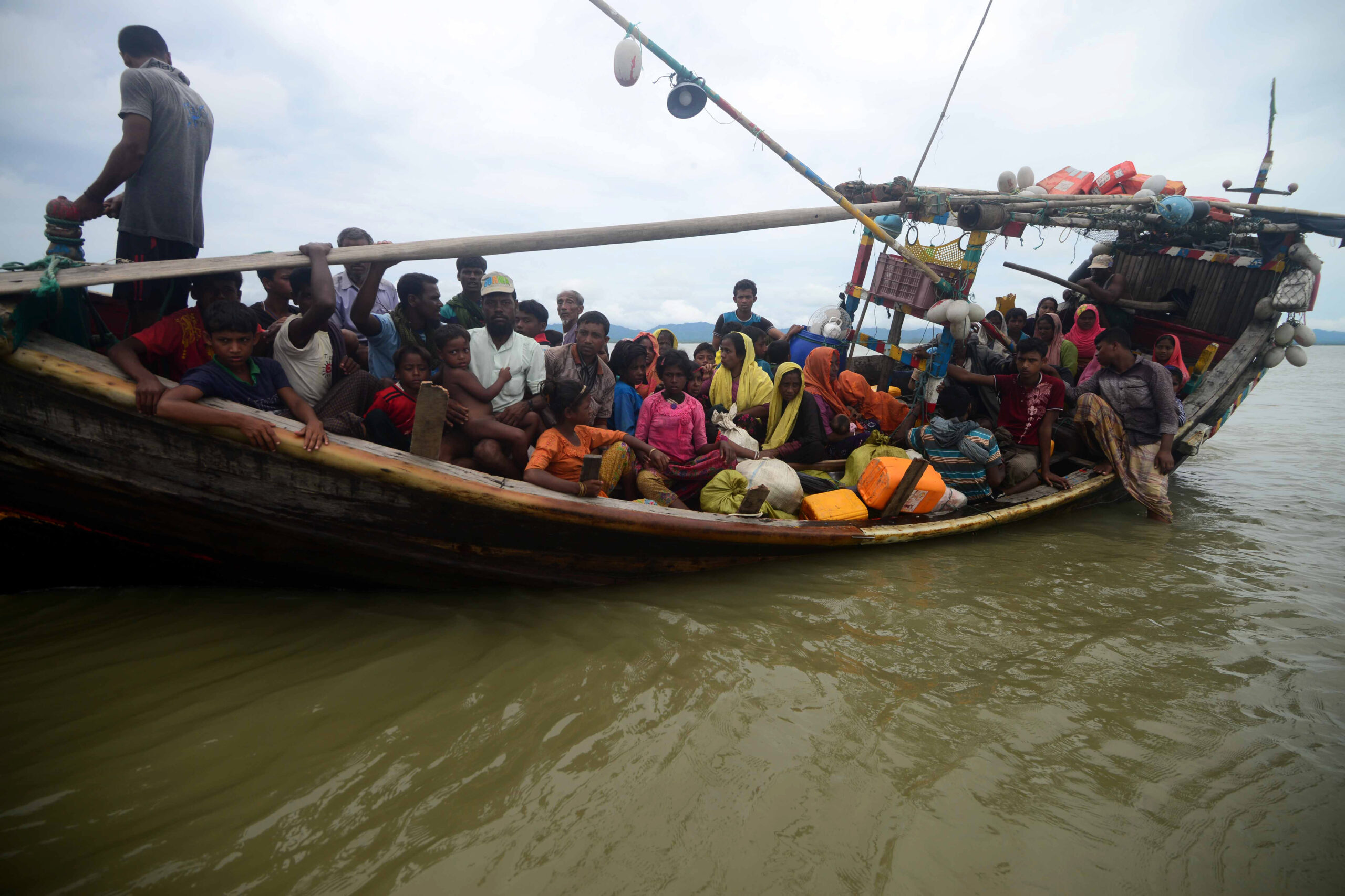 Over 250 feared dead in Rohingya boat disaster