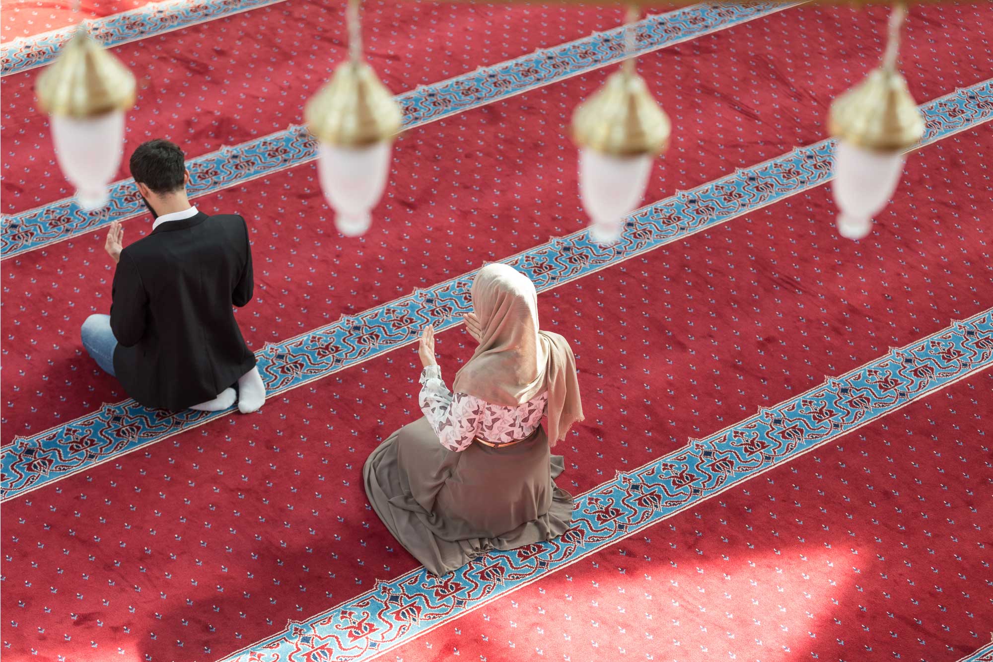 Before Choosing Polygamy – Issues to Consider